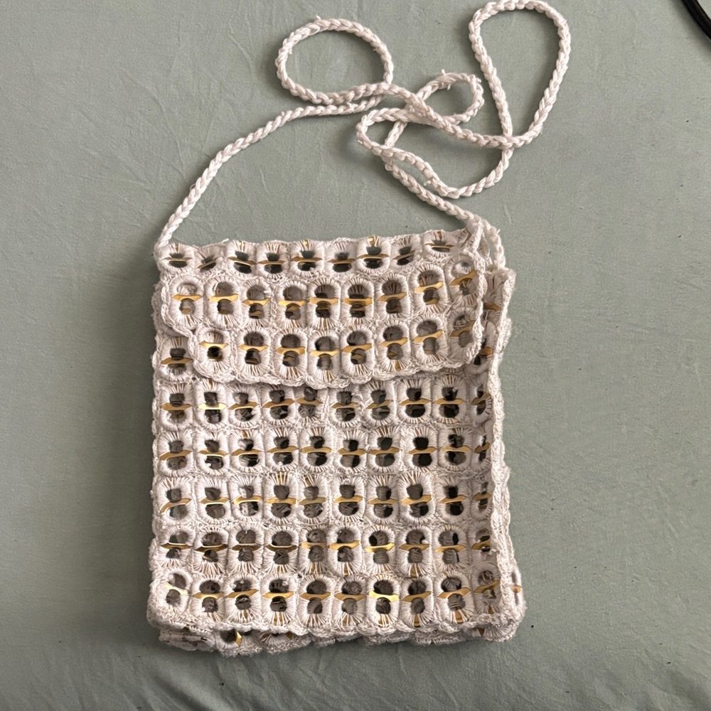 Elegant Crochet Crossbody Bag in Cream